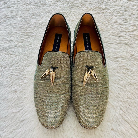 Steve Madden Metallic Silver Slide On/Loafers Men’s Shoes size 10M - Picture 2 of 15